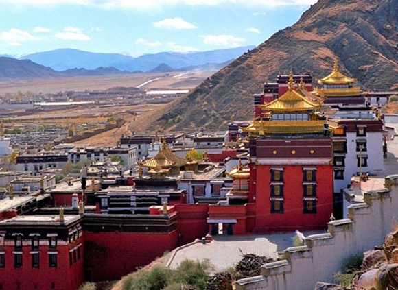 5 Days Short Lhasa Tour from Nepal by Flight