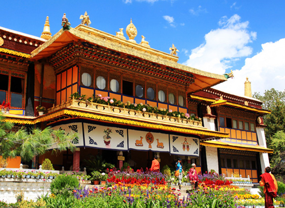 12 Days Lhasa - Nyingchi - Tsedang Cultural Tour